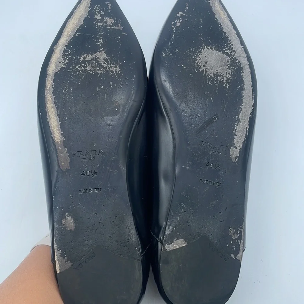 Prada Black pointed toe soft leather logo embossed foldable loafer flats 40.5 - Picture 7 of 8
